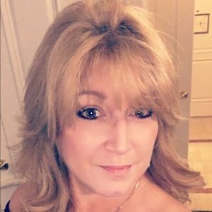 Meet your Posher, Kendra